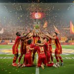 revivez la victoire historique du rc lens face à nice, qui remporte pour la première fois la coupe de france de football.